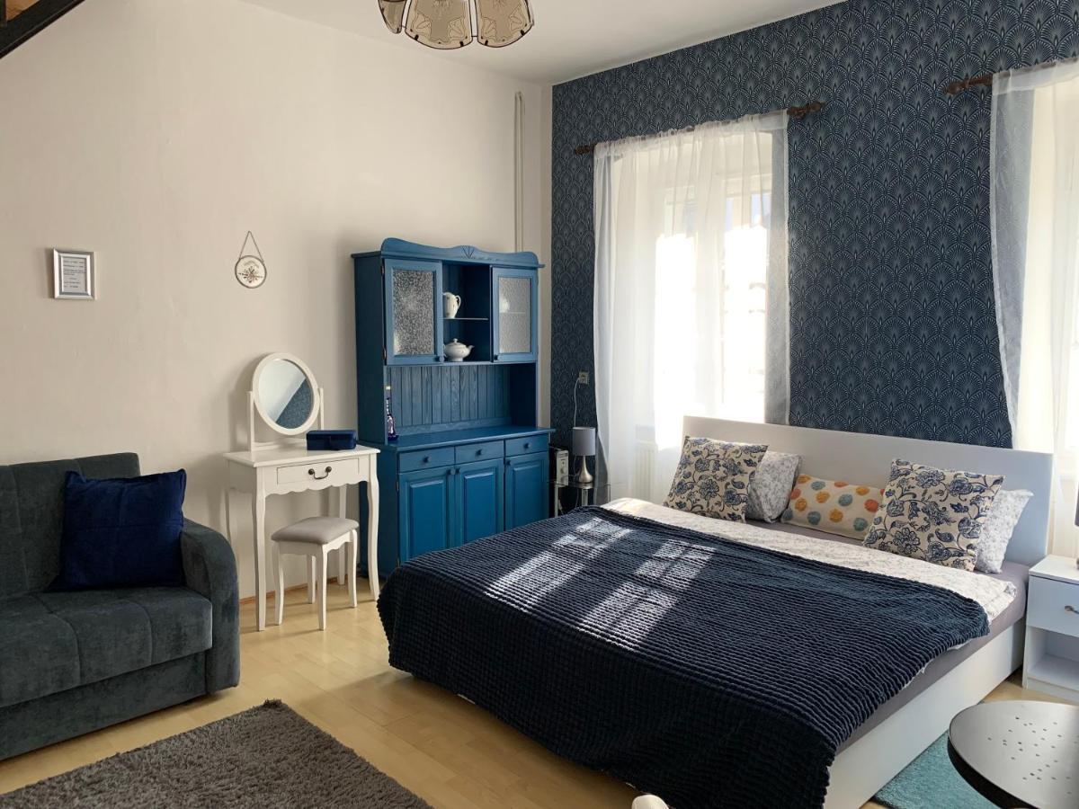 Apartman Natalya Gold เชสกี้ครุมลอฟ ภายนอก รูปภาพ